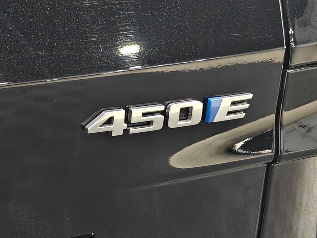Used 2024 Cadillac Lyriq Tech RWD image 57