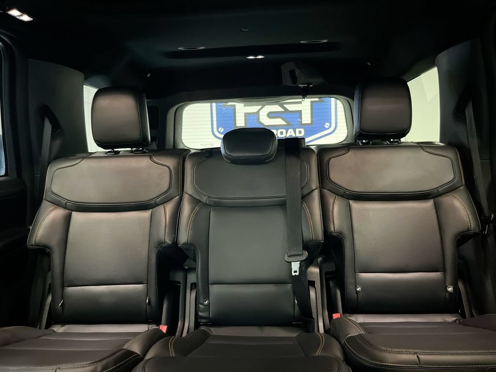 Used 2025 Ford Expedition Tremor AWD/4WD image 23