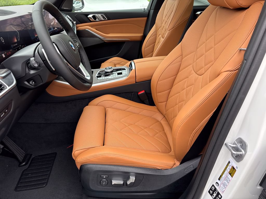 New 2026 BMW X5 xDrive40i w/ Executive Package AWD/4WD image 13