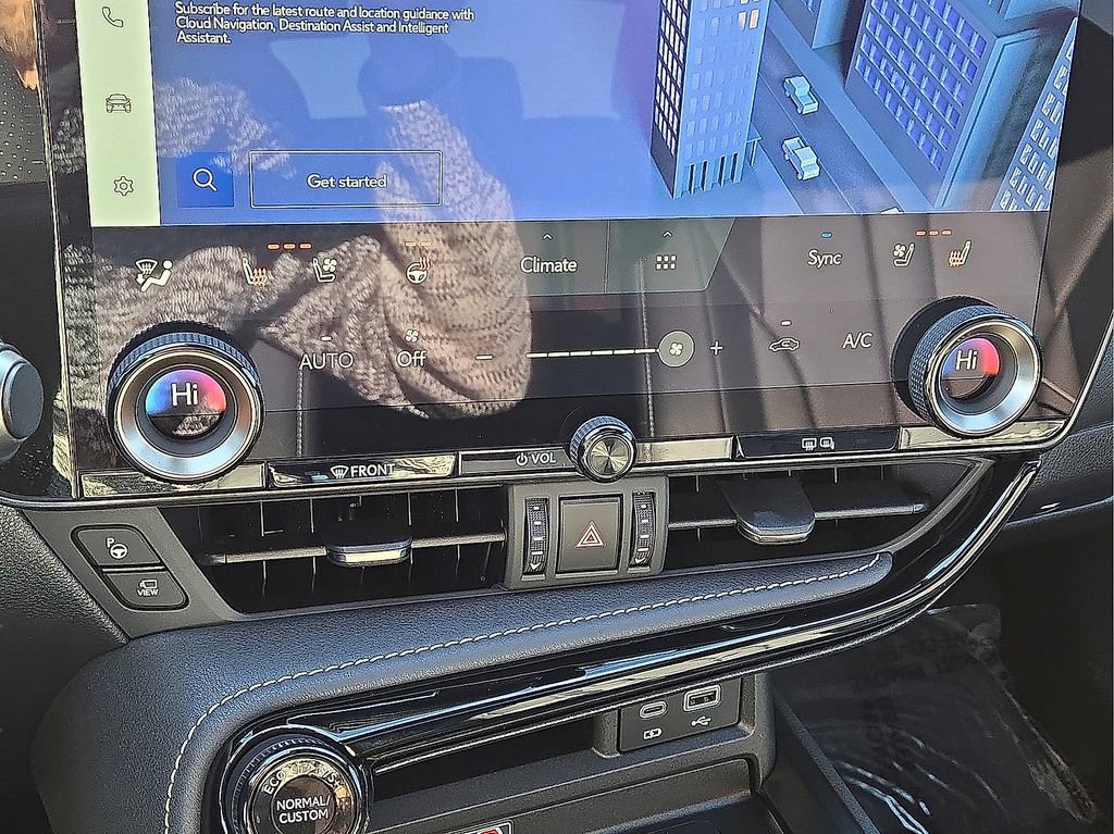 Used 2025 Lexus NX 450h+ F Sport image 26