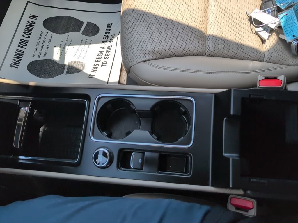 Used 2023 Lincoln Corsair FWD w/ Equipment Group 101A image 19