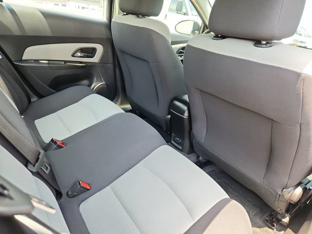 Used 2013 Chevrolet Cruze LS FWD image 28