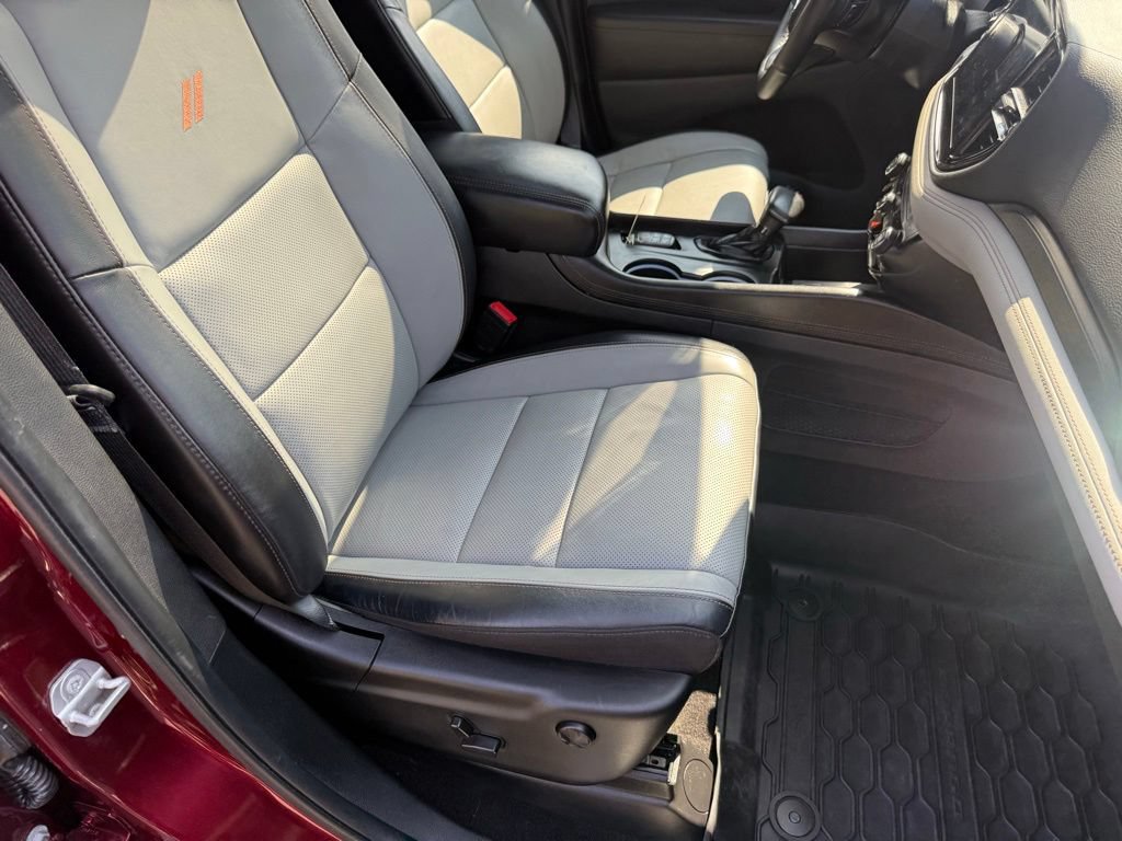 Certified 2022 Dodge Durango R/T w/ Blacktop Package AWD/4WD image 55