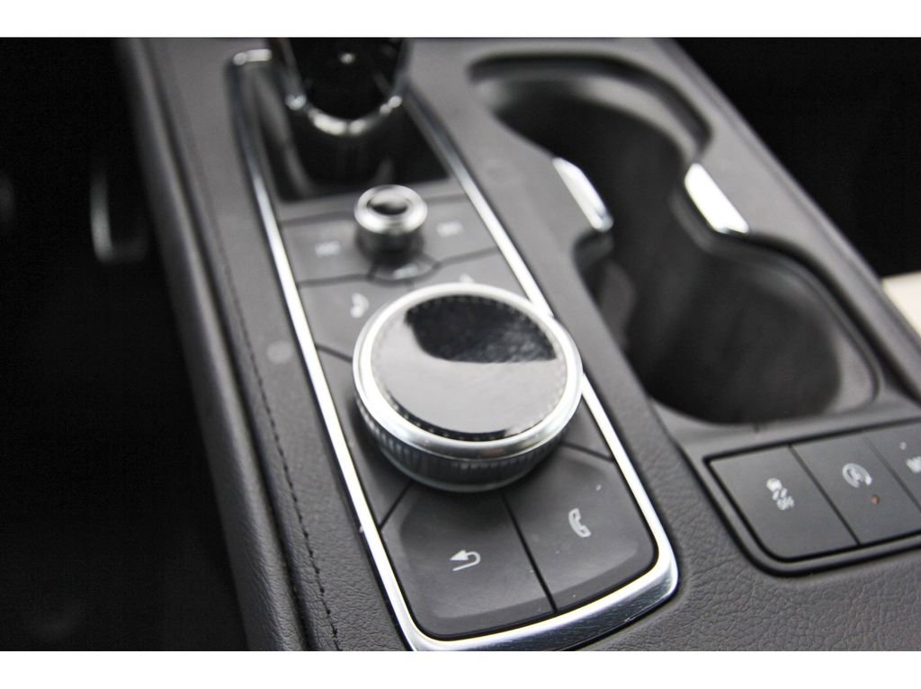 Used 2023 Cadillac XT4 Sport image 26