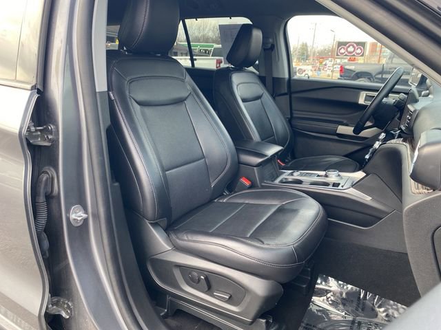 Used 2023 Ford Explorer Limited image 29