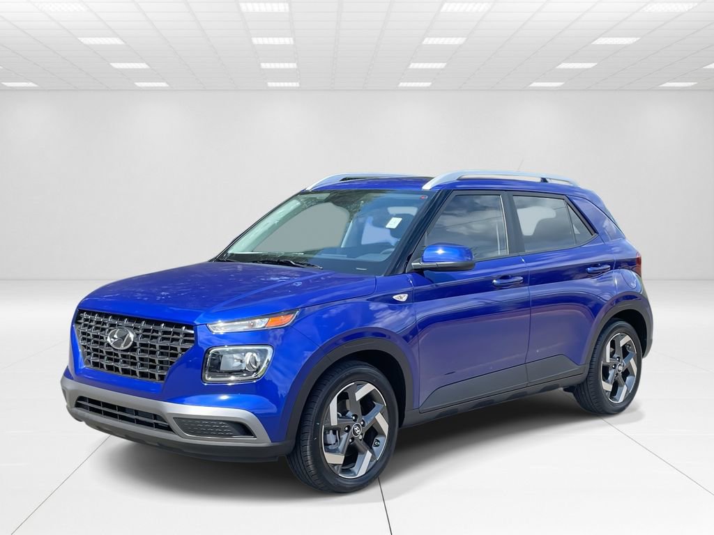 New 2025 Hyundai Venue SEL image 3