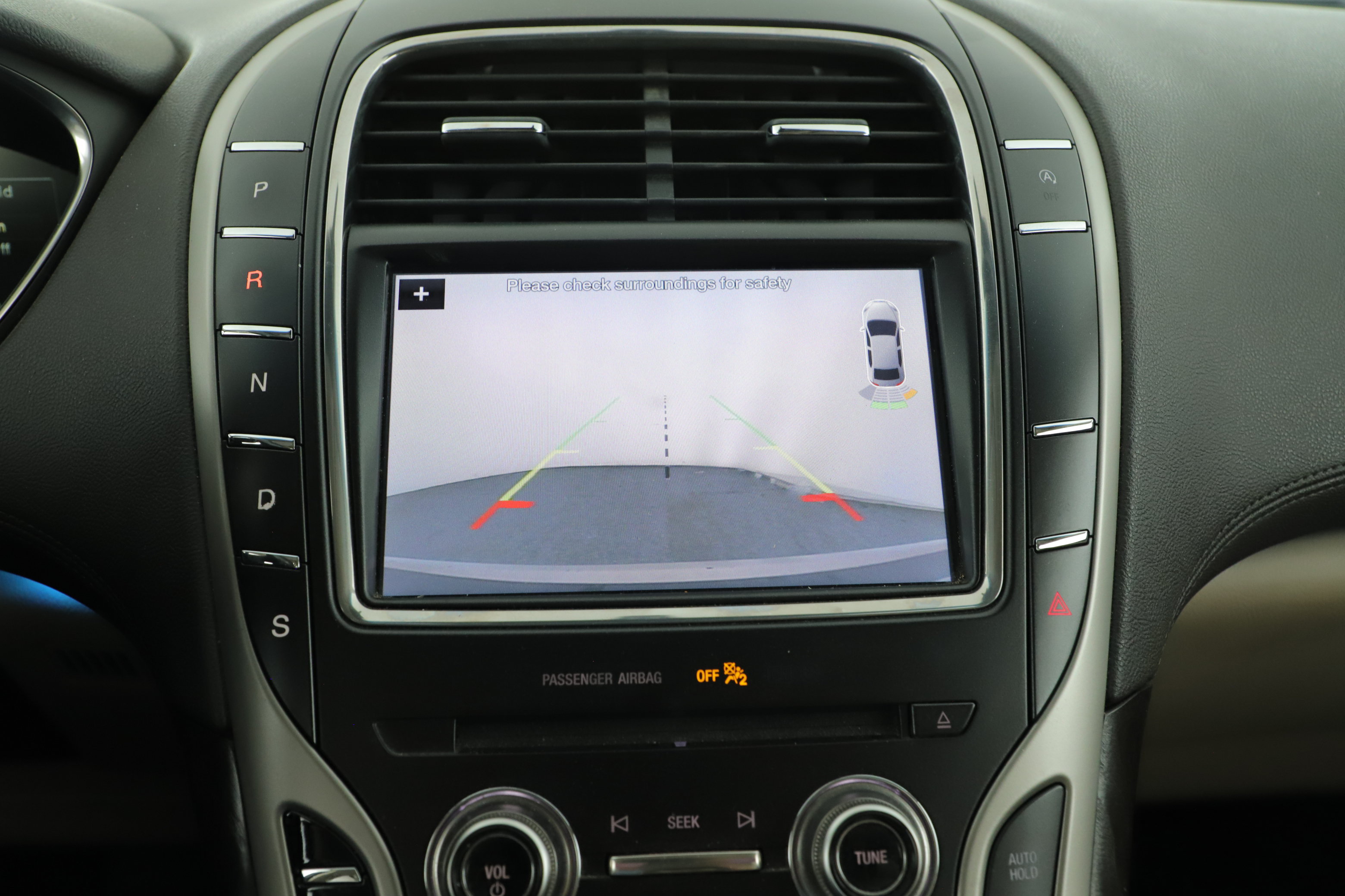 Used 2019 Lincoln Nautilus Select w/ Cargo Utility Package FWD image 17