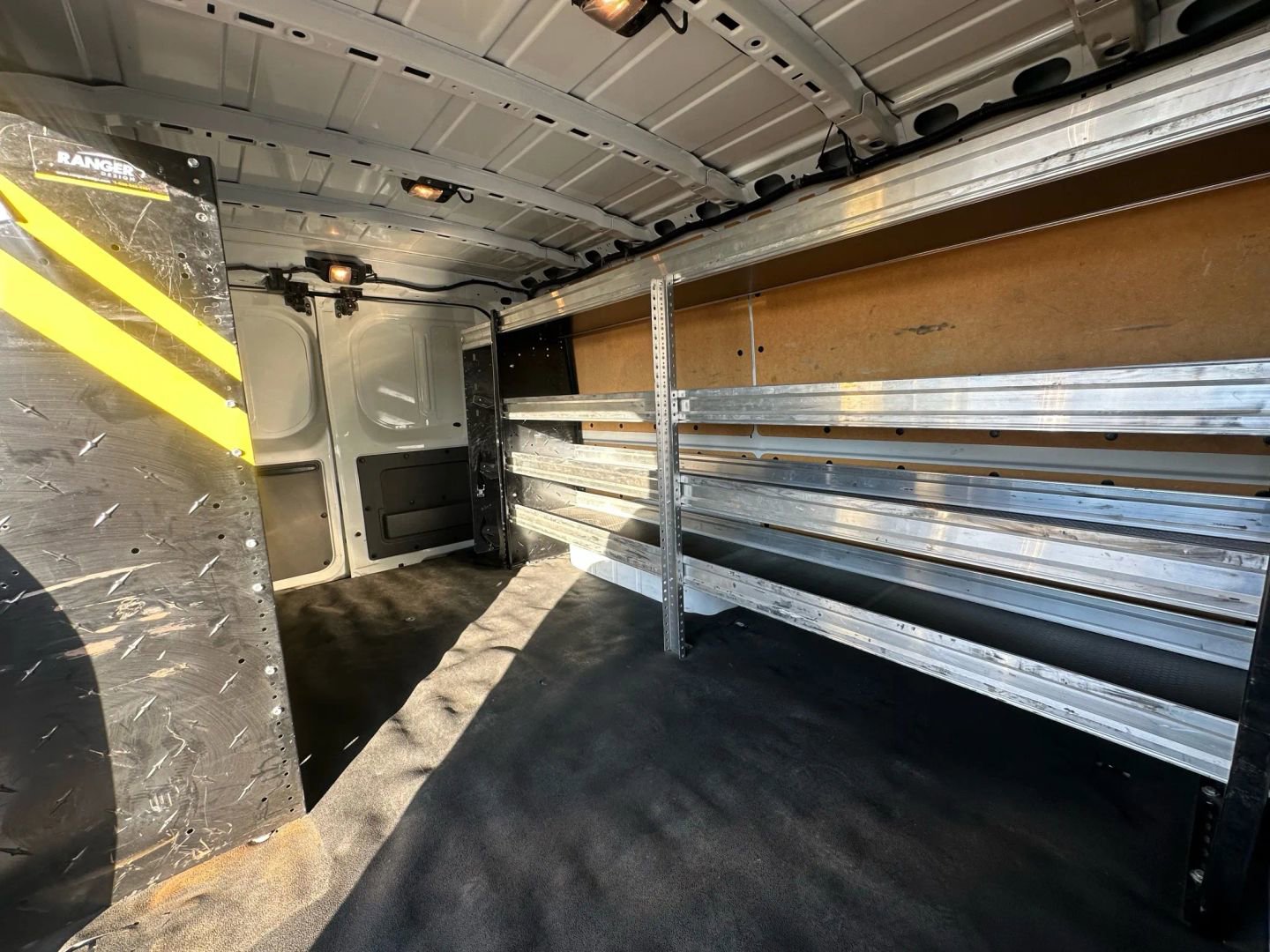 Used 2021 Nissan NV 3500 SV image 19