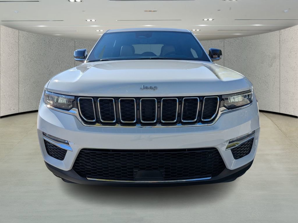 Used 2025 Jeep Grand Cherokee Limited image 8
