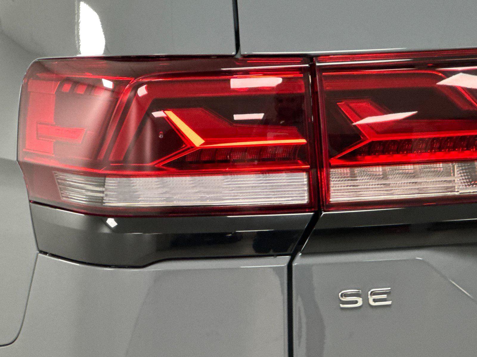 New 2026 Volkswagen Atlas Peak Edition AWD/4WD image 26
