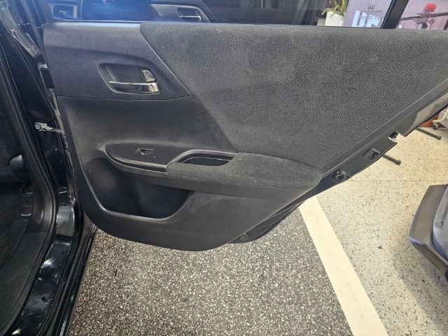 Used 2013 Honda Accord LX image 29