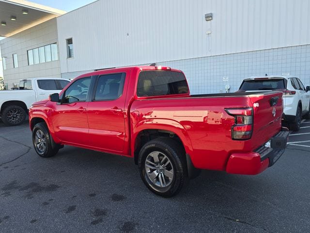 Certified 2025 Nissan Frontier SV AWD/4WD image 5