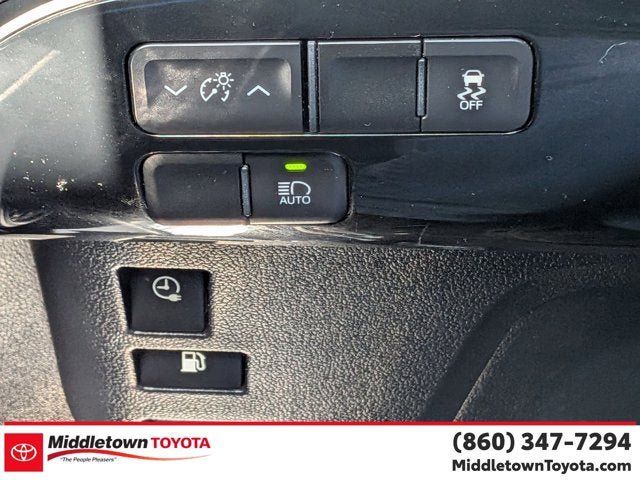 Used 2018 Toyota Prius Prime Plus w/ Carpet Mat Package FWD image 18