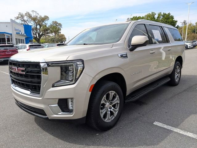 Used 2022 GMC Yukon XL SLE w/ Gmc Pro Safety Plus Package image 6
