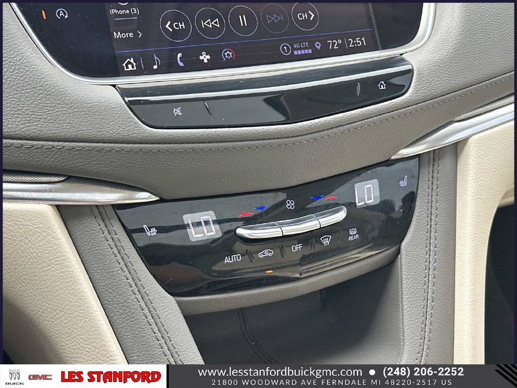 Certified 2022 Cadillac XT5 Premium Luxury AWD/4WD image 32