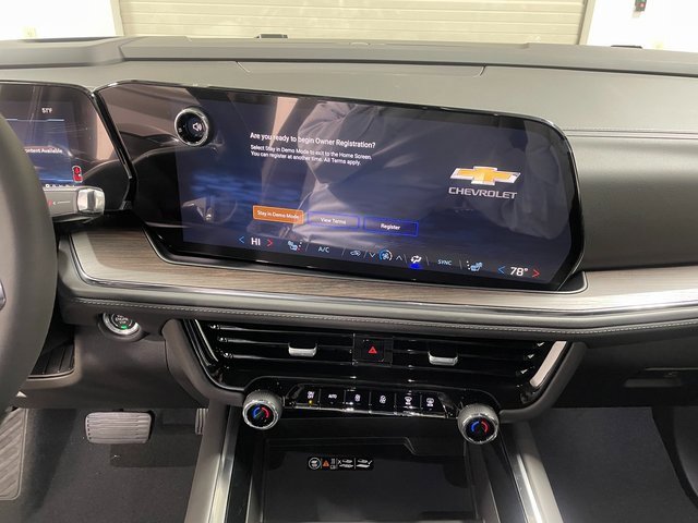 New 2026 Chevrolet Suburban Z71 w/ Comfort Package image 16