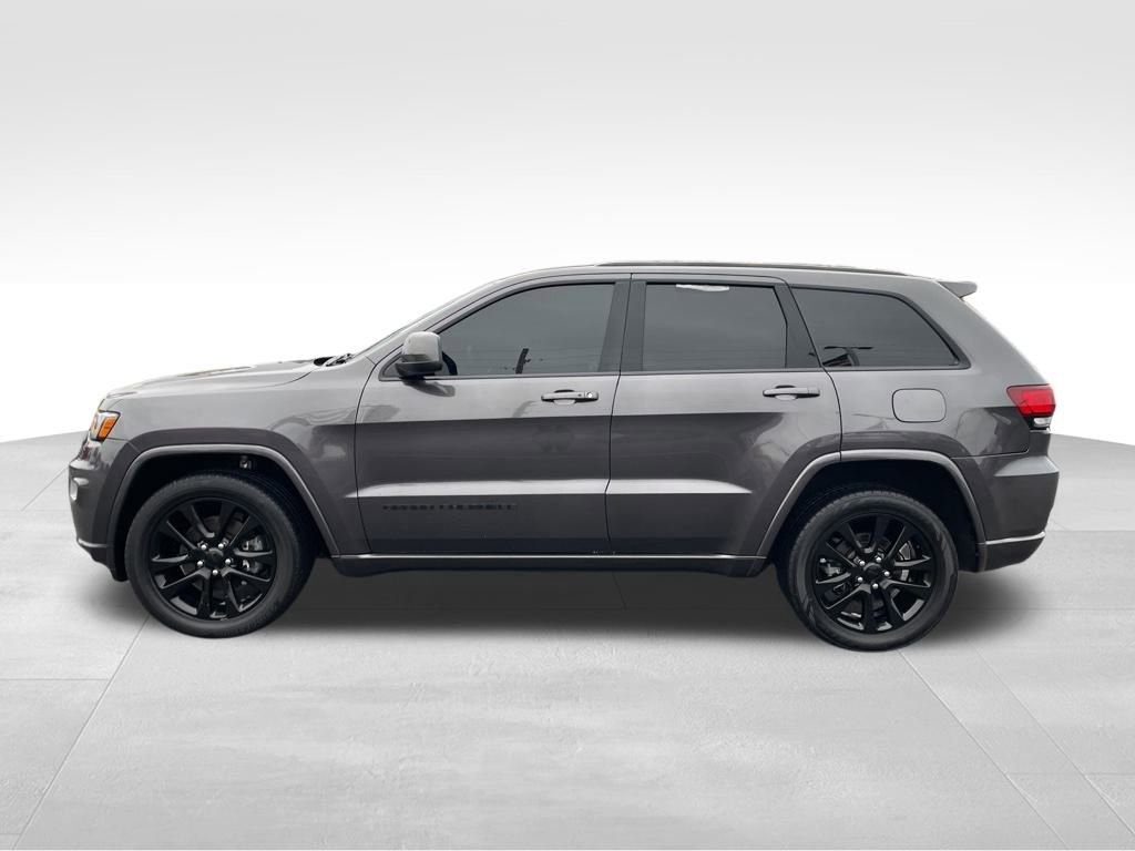 Used 2021 Jeep Grand Cherokee Laredo X video 2