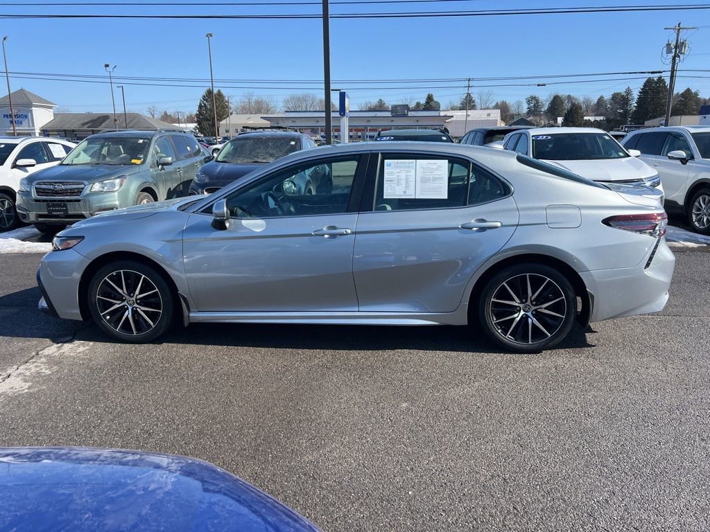Used 2024 Toyota Camry SE w/ Cold Weather Package image 2