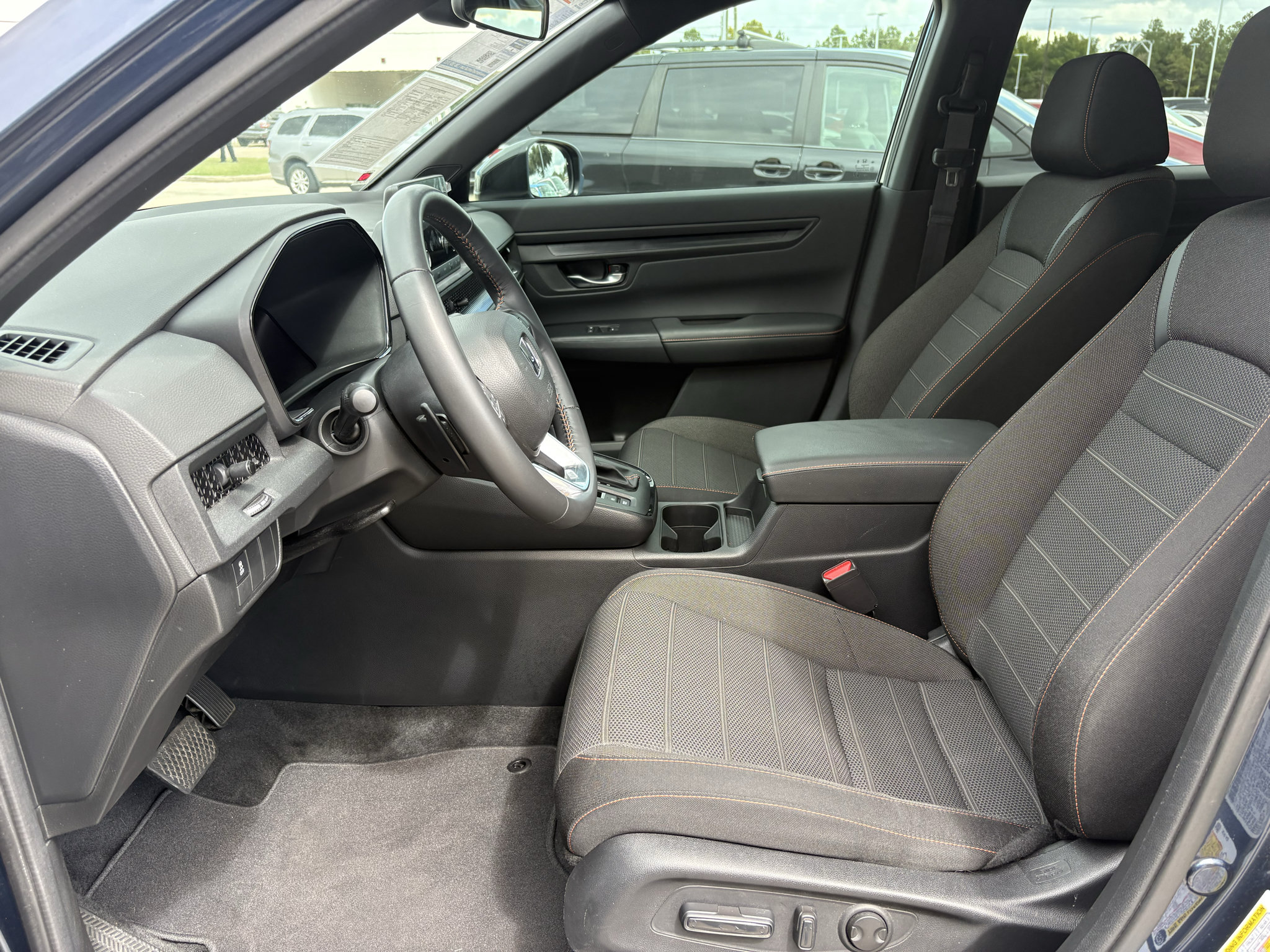 Used 2024 Honda CR-V Sport image 10