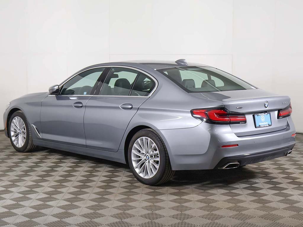Used 2023 BMW 530i xDrive w/ Convenience Package image 10