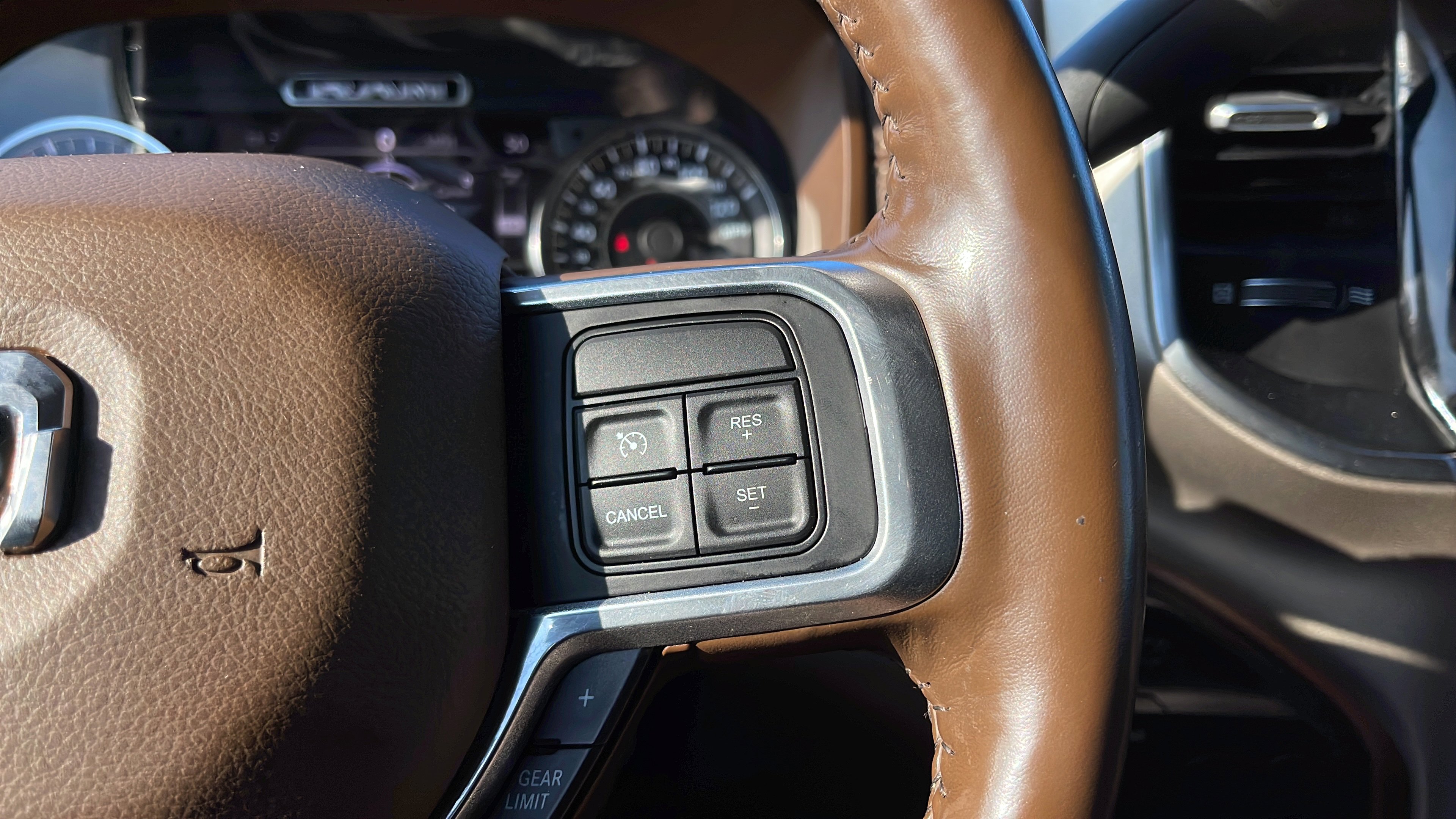 Used 2019 RAM 2500 Laramie image 20