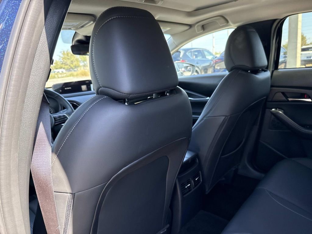 Certified 2025 MAZDA CX-30 AWD 2.5 S w/ Preferred Package image 16