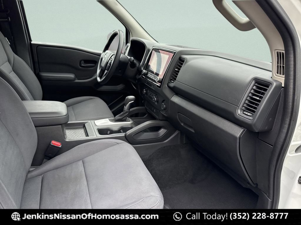 Certified 2024 Nissan Frontier S image 18