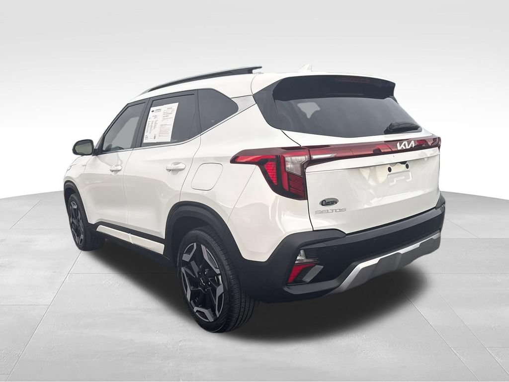 Used 2026 Kia Seltos SX w/ SX Sunroof Package AWD/4WD image 3