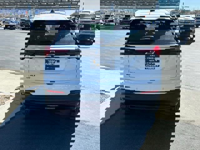 New 2027 Chevrolet Bolt LT w/ Comfort Package image 23