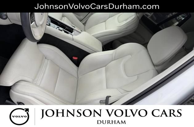 Used 2024 Volvo XC90 B6 Ultimate w/ Protection Package Premier AWD/4WD image 7