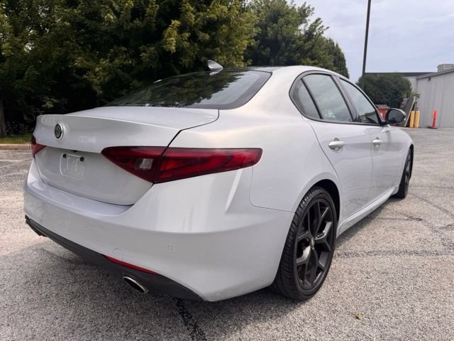 Used 2021 Alfa Romeo Giulia Ti w/ Nero Edizione RWD image 3