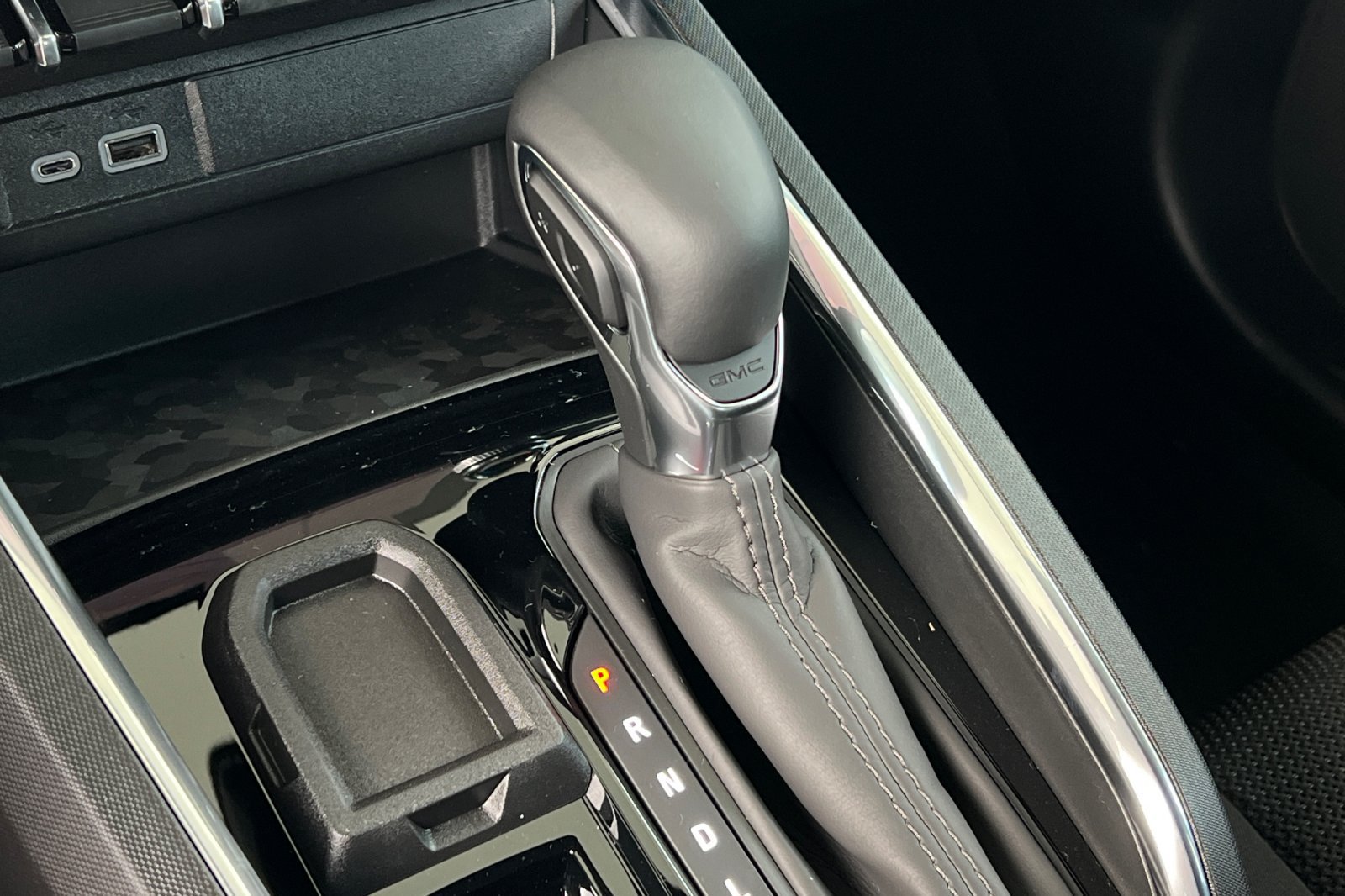 New 2026 GMC Canyon Elevation RWD image 23