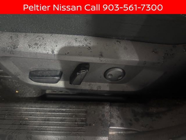 Certified 2023 Nissan Rogue SV FWD image 10