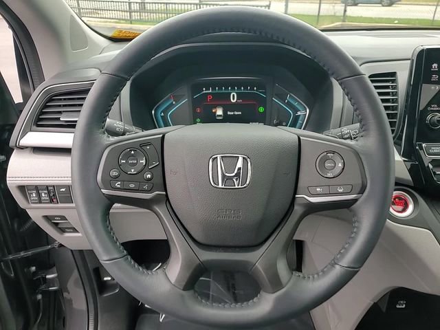 Used 2023 Honda Odyssey EX-L image 16