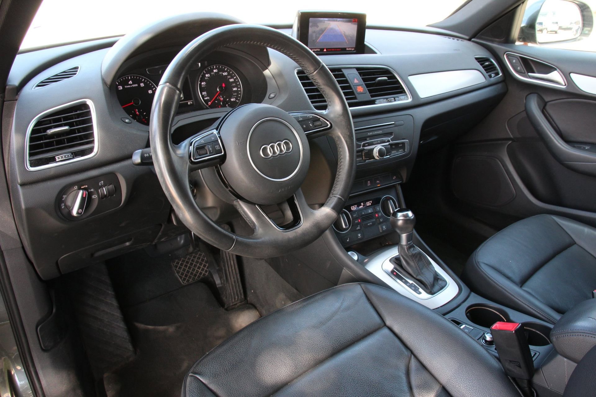 Used 2018 Audi Q3 2.0T Premium image 9