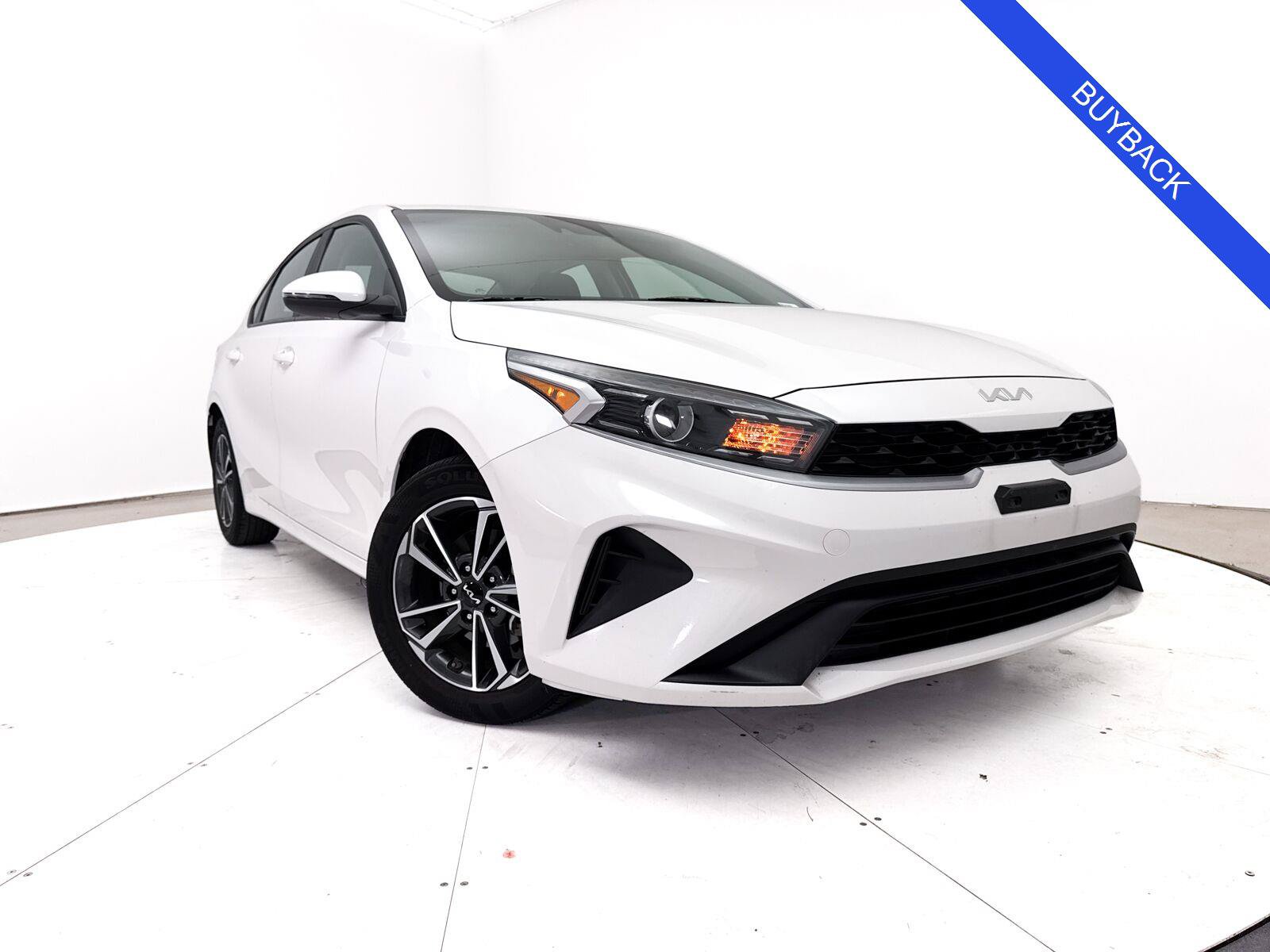 Used 2022 Kia Forte LXS w/ LXS Technology Package FWD image 1