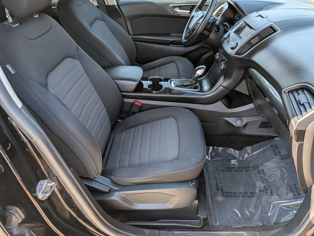 Used 2017 Ford Edge SE FWD image 31
