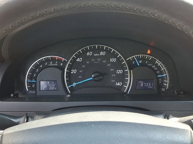 Used 2014 Toyota Camry XLE image 26