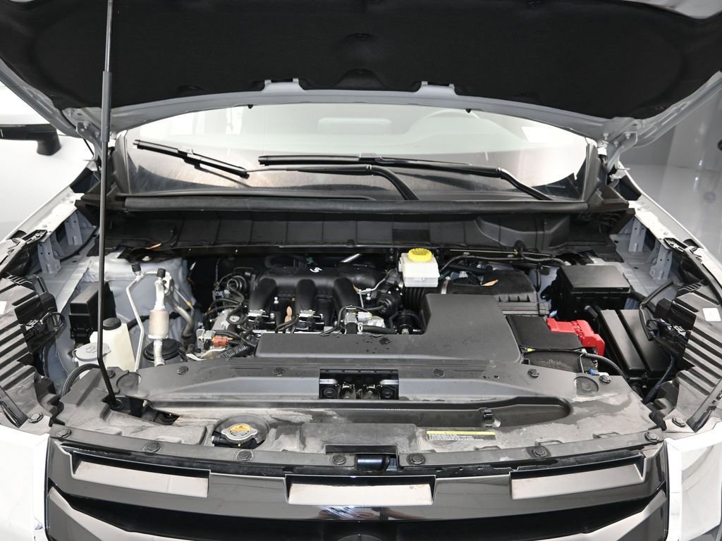 Certified 2024 Nissan Pathfinder SV image 29