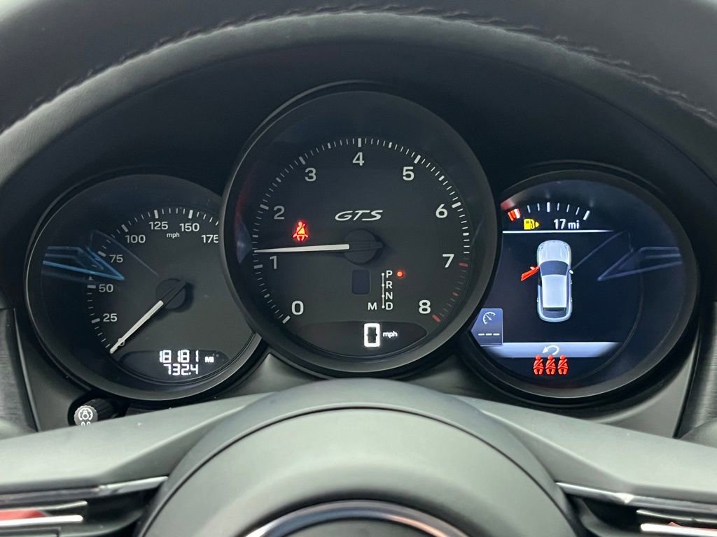 Used 2024 Porsche Macan GTS image 11