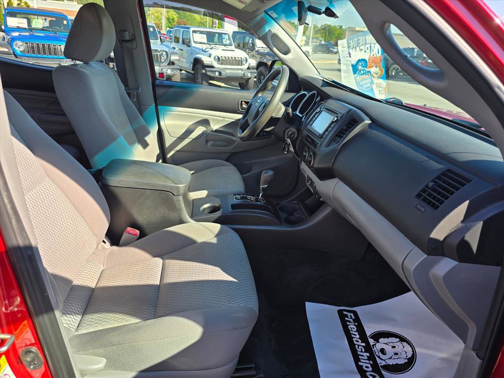 Used 2015 Toyota Tacoma PreRunner RWD image 13