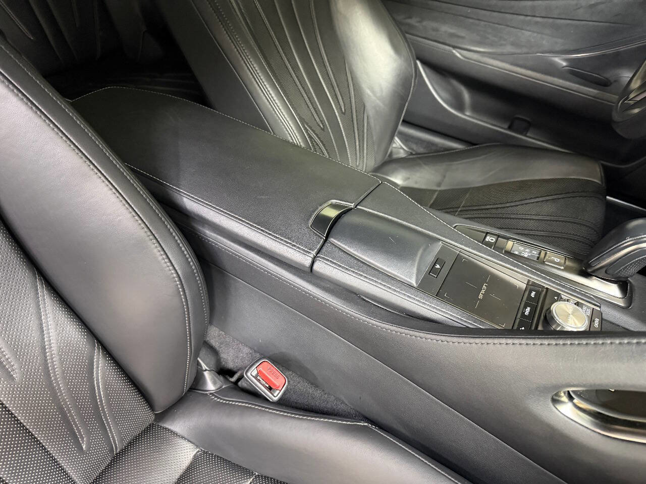 Used 2018 Lexus LC 500 Coupe w/ Touring Package image 27