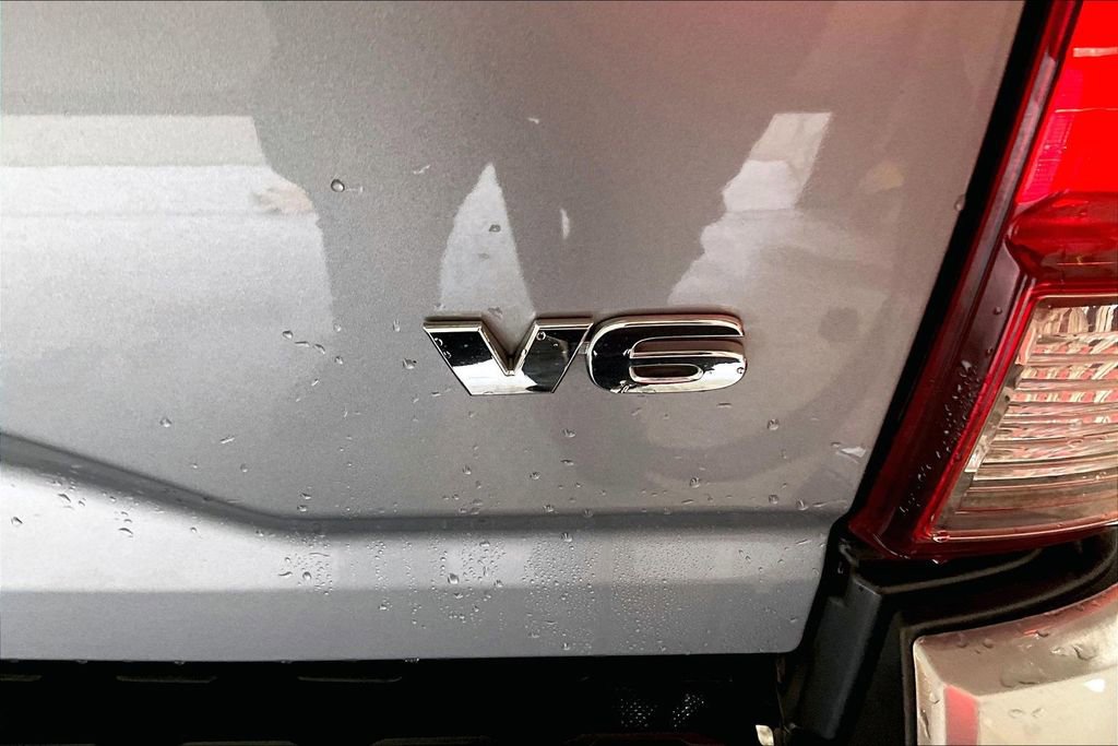 Used 2021 Toyota Tacoma SR5 w/ Technology Package image 25