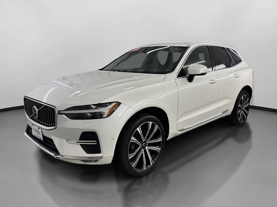 Used 2023 Volvo XC60 B5 Ultimate w/ Climate Package AWD/4WD image 4