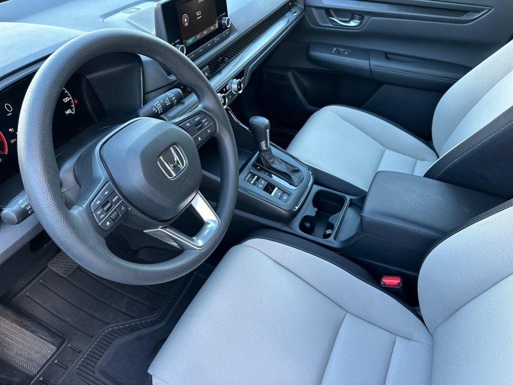 Used 2025 Honda CR-V LX image 10