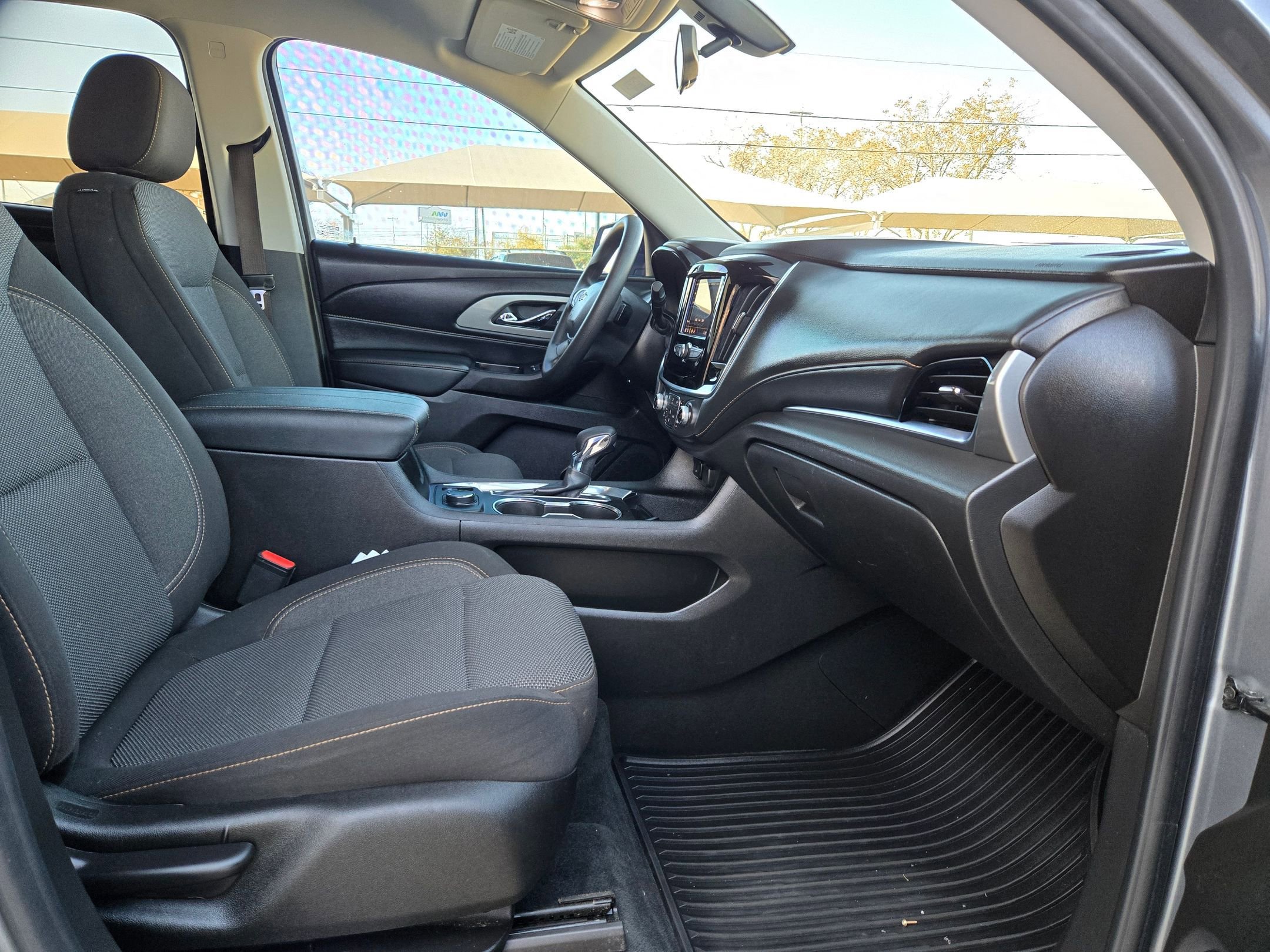 Certified 2021 Chevrolet Traverse LS w/ LPO, Blackout Package image 27