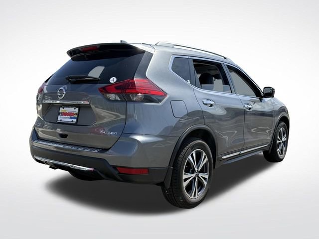 Used 2017 Nissan Rogue SL w/ SL Premium Package image 4