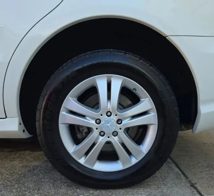 Used 2009 Mercedes-Benz R 350 4MATIC image 49