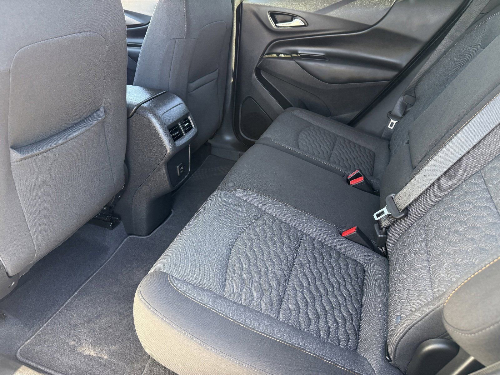 Used 2020 Chevrolet Equinox LT image 17