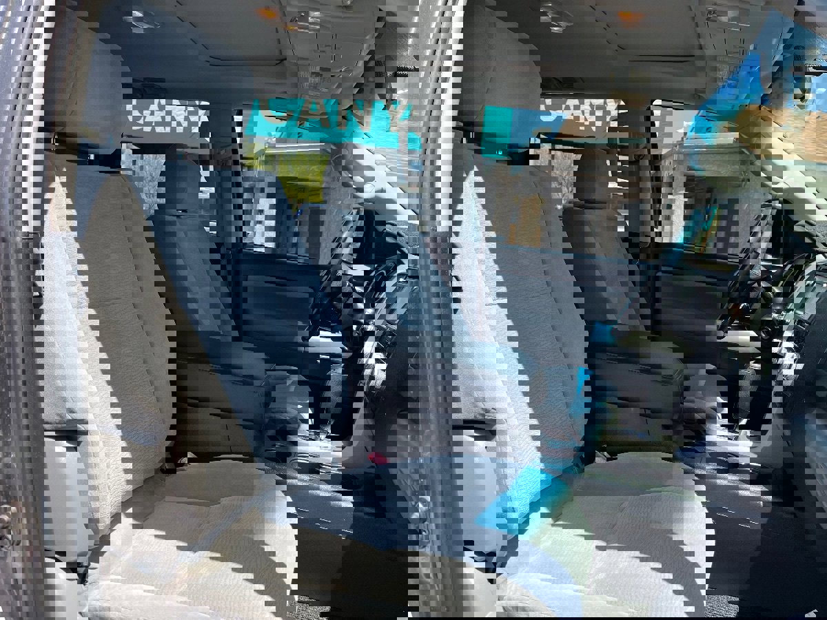 Used 2014 Toyota Sequoia SR5 AWD/4WD image 40